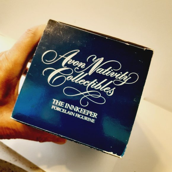 Vintage Avon Nativity Collectibles The Innkeeper 1988 Original Box - Picture 3 of 9